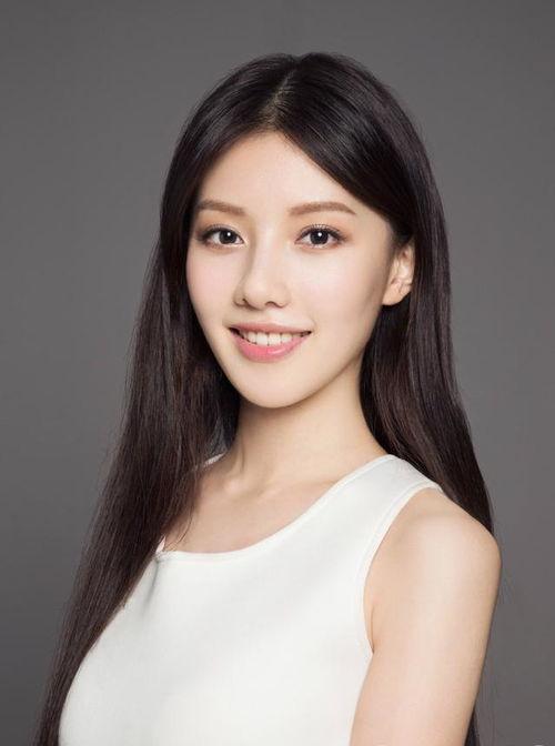 山东女演员高放多大了