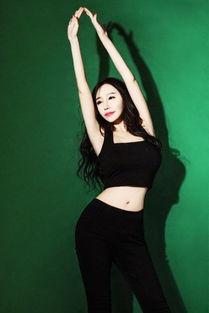 潘恩绮 个人资料模特,时尚界的新星模特，魅力四溢的时尚偶像